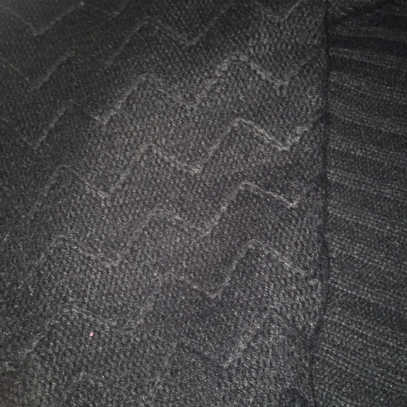 Knitted Cardigan w/ Three-Quarter Length sleeves - Picture 2 of 3